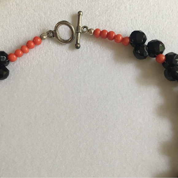 Beaded Necklace With Vintage Reversible Cloisonné Pendant - Picture 9 of 12